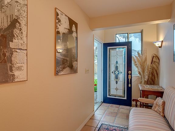 3rd image of 206 Azalea Ct