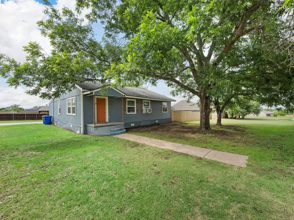 4133 Knoll Dr, Waco, TX 76708