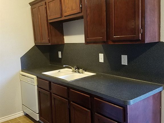 BR1603 - Kitchen 1