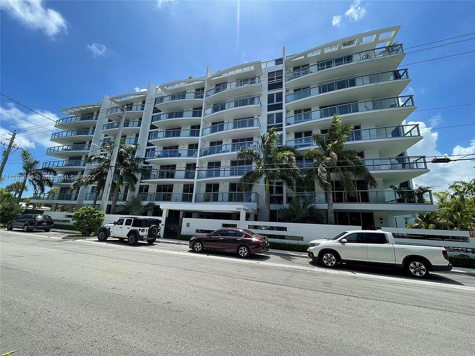 1st image of 13800 Highland Dr #509