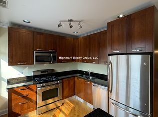 6949 N Oakley Ave #3A, Chicago, IL 60645