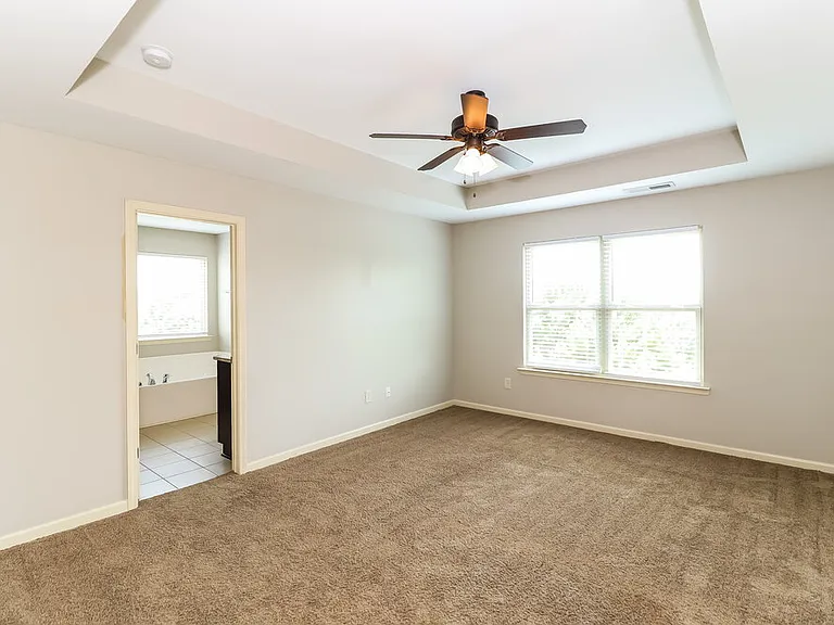 67 Hamilton Blvd NW — Photo 9