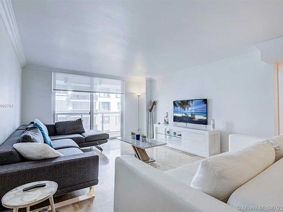 5th image of 6039 Collins Ave APT 1115