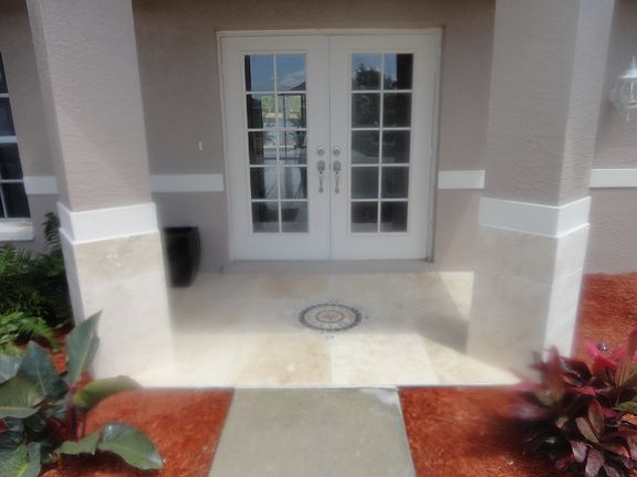 3rd image of 923 SW 25th St