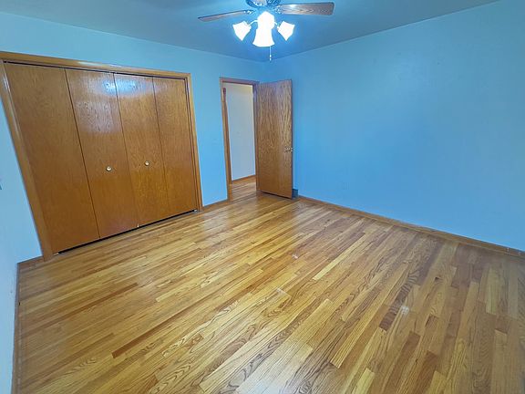 5th image of 2518 Plymouth Ave