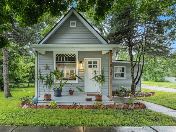 1015 Osage St, Leavenworth, KS 66048