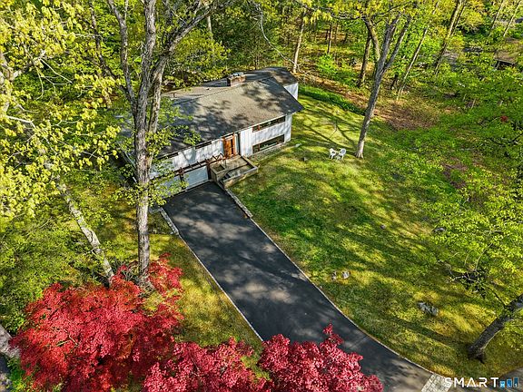 4th image of 190 Red Fox Road