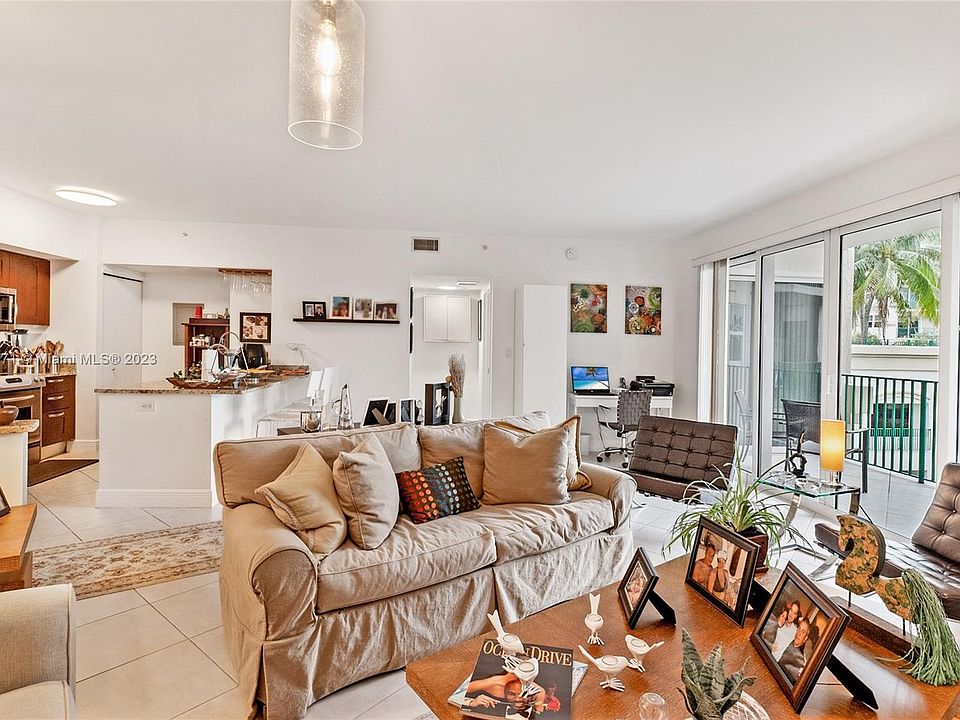1st image of 19900 E Country Club Dr APT 514