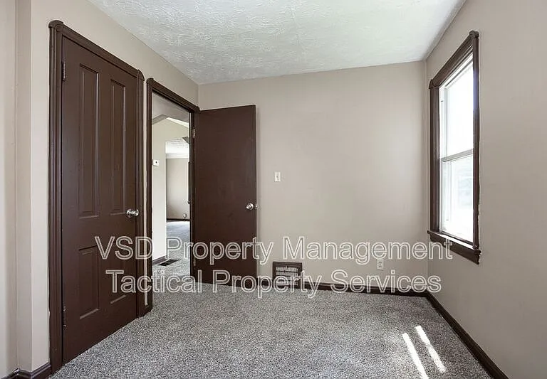 5120 Clement Ave — Photo 16