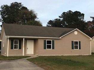 300 Summerfield Dr, Elizabeth City, NC 27909