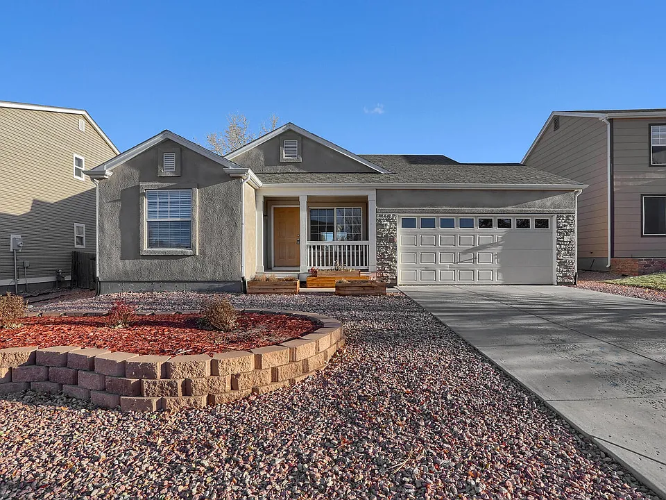 6277 Aquatic Cir
