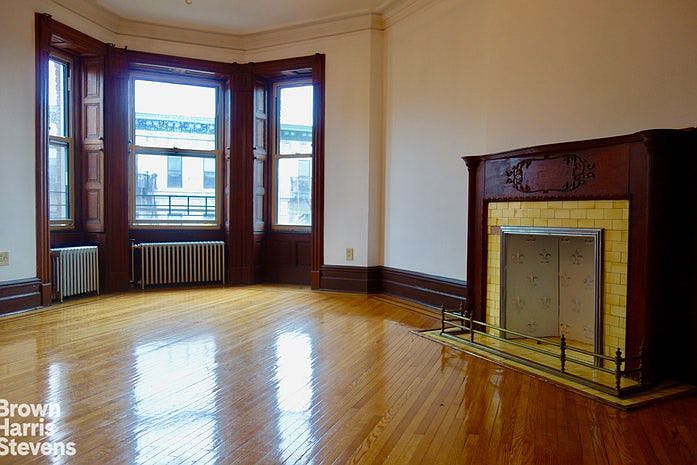 1st image of 1152 Dean St APT 3