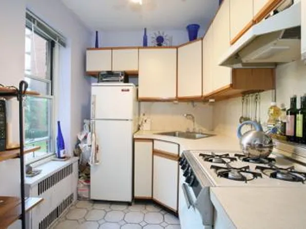 113-14 72nd Road image 1 of 7