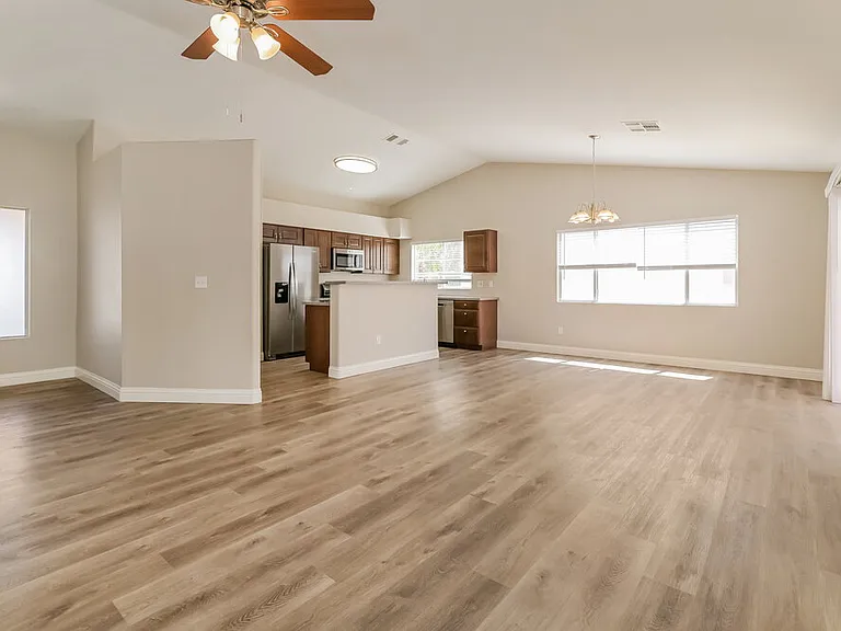 655 Camp Hill Rd — Photo 5