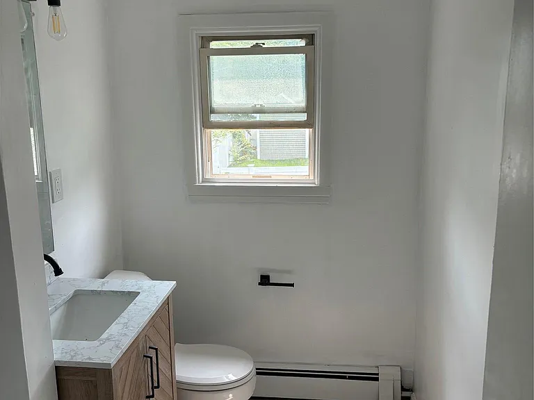 68 Winges Ave — Photo 4