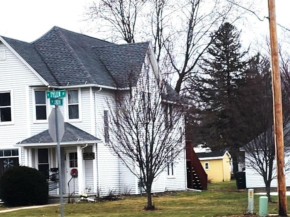 2nd image of 452 N Tyler St