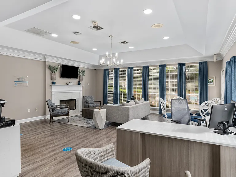 Arbor Gates — Photo 20