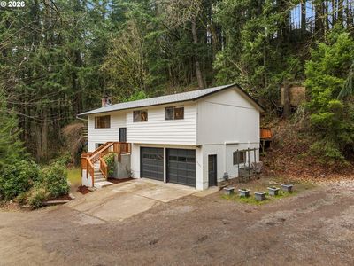 16067 S Maple Lane Rd, Oregon City, OR, 97045