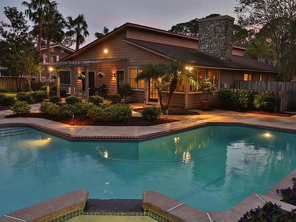 3rd image of 429 Pelican Bay Dr