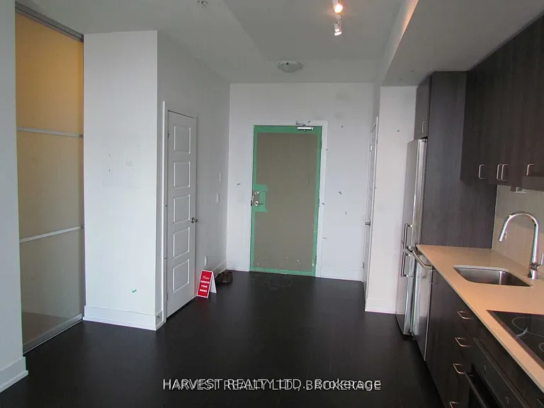 7 Kenaston Gdns #610 — Photo 10