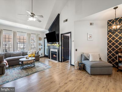 21851 Locomotive Ter Unit 300, Sterling, VA, 20166