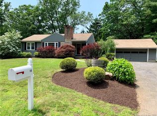 13 Jackson St, Avon, CT 06001