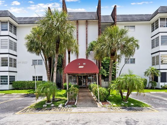 4740 NW 21st St APT 205, Lauderhill, FL 33313