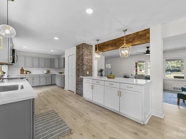 1209 Arbor Dr, Salisbury, NC 28144