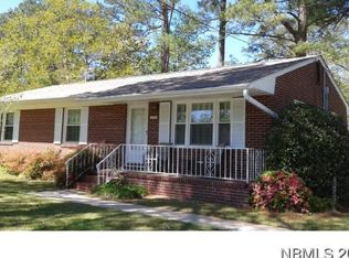 1109 Cherry Tree Dr, New Bern, NC 28562