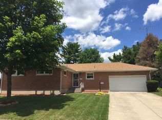 4490 Phoenix Dr, Springfield, OH 45503