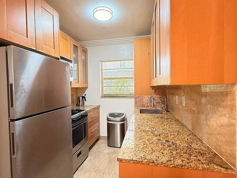 650 Pennsylvania Ave #2 — Photo 12