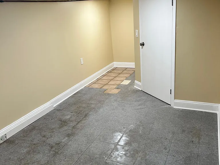 116 Fiat Ave — Photo 20