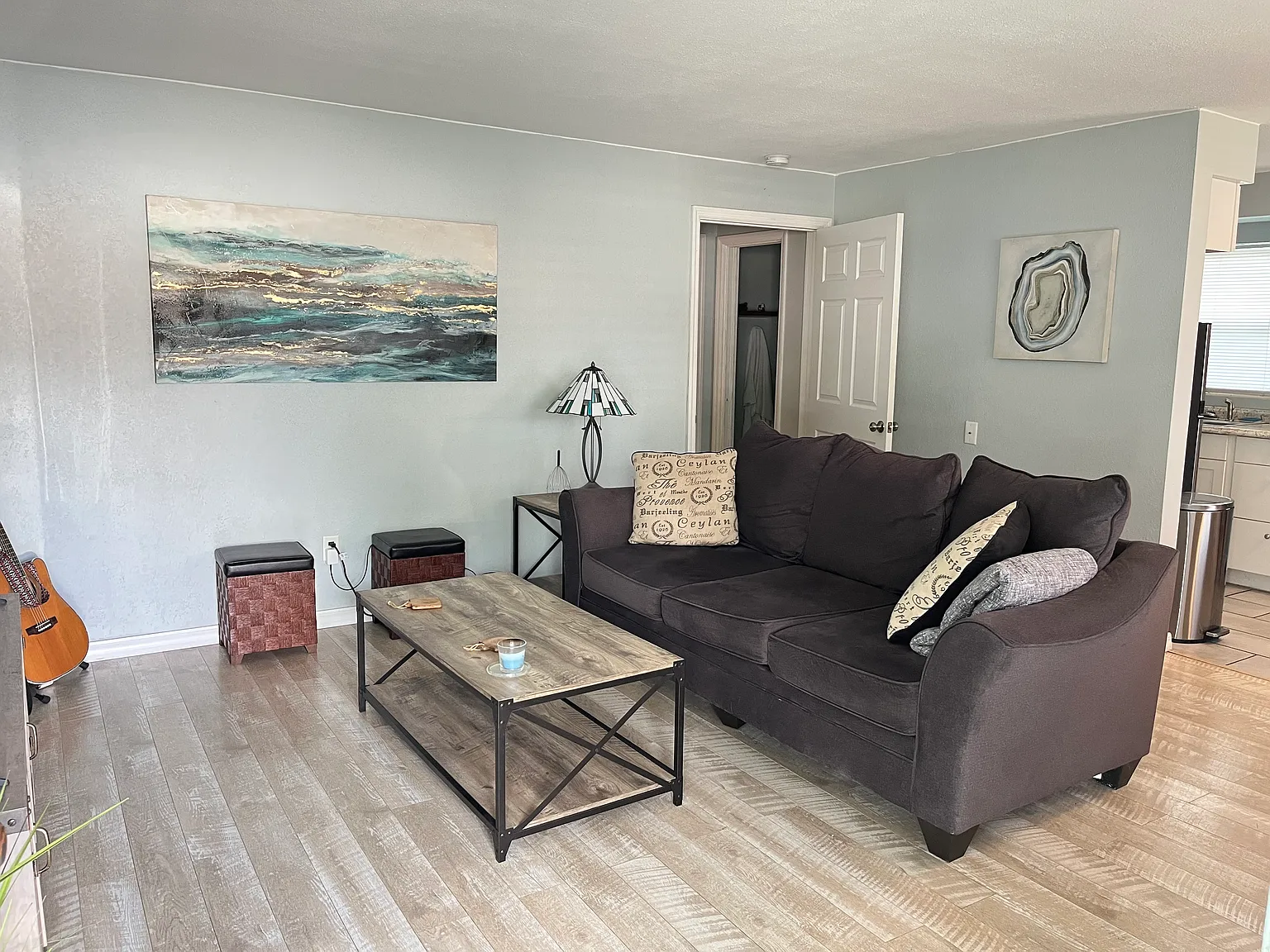 1 bed, 750 sqft, $1,900 — Photo 2