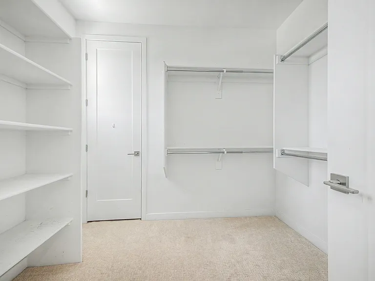 11673 N 136th St #2009 — Photo 31