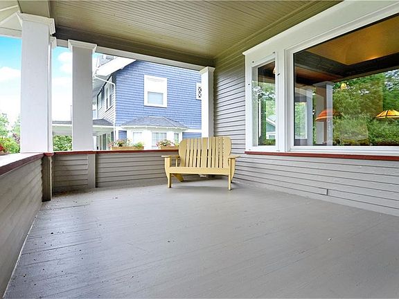 3rd image of 1471 Arthur Ave