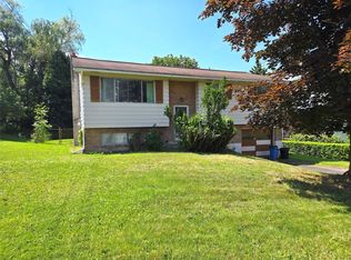 903 Cheryl Dr, Endicott, NY 13760