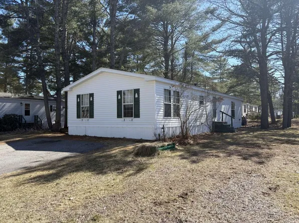 17 Larry Lane, Brunswick, ME 04011