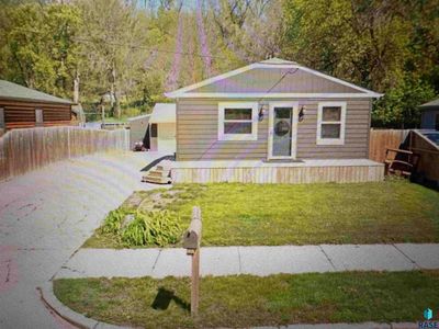 1812 N Wayland Ave, Sioux Falls, SD, 57103
