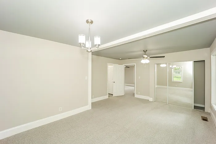 766 Cascade Dr — Photo 7