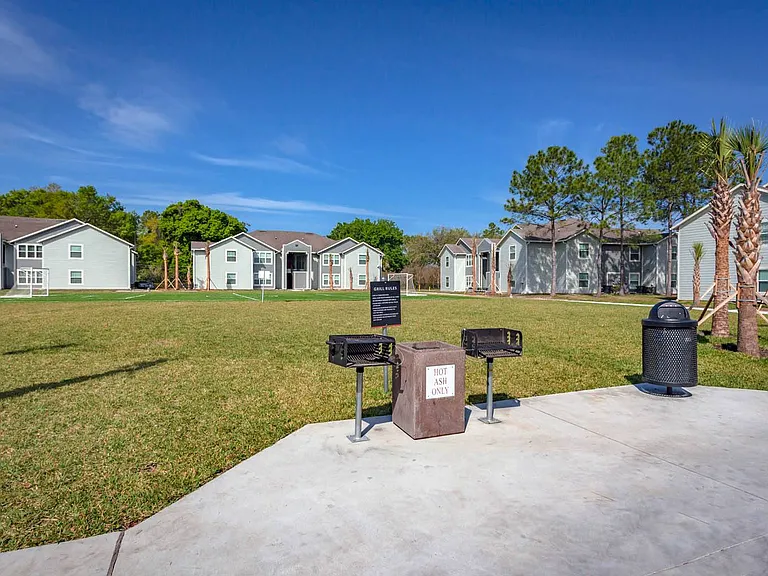 Lake Weston Point Apartments — Photo 11