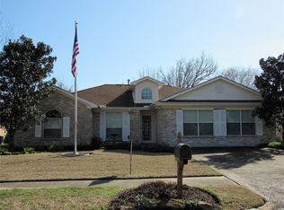 1607 Packsaddle Ln, Baytown, TX 77521