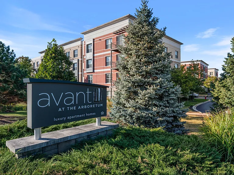 Entrance to Avant at the Arboretum Apartments in Lisle, IL 60532