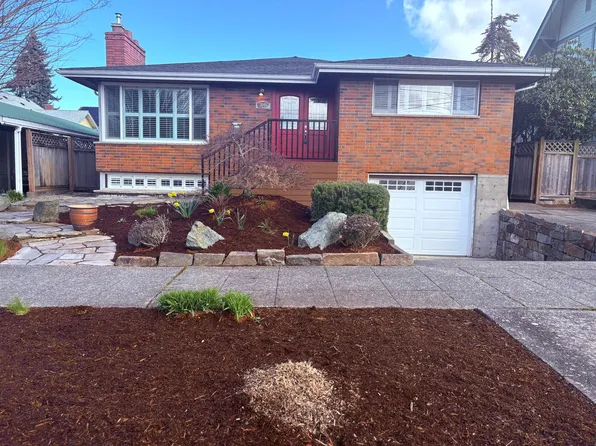 3046 NW 73rd St, Seattle, WA 98117