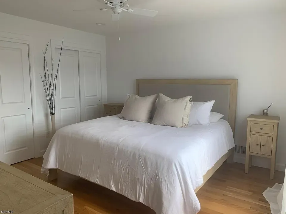 3 bed, 2.5 bath, 1600 sqft, $3,600 — Photo 3
