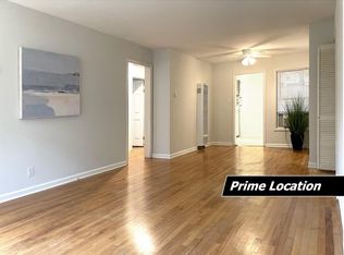 1736 Scott Rd, Burbank, CA 91504