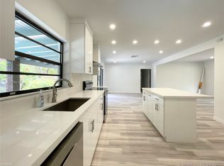 12100 SW 77th Ave, Pinecrest, FL 33156