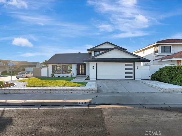 21211 Binghampton Cir, Huntington Beach, CA 92646