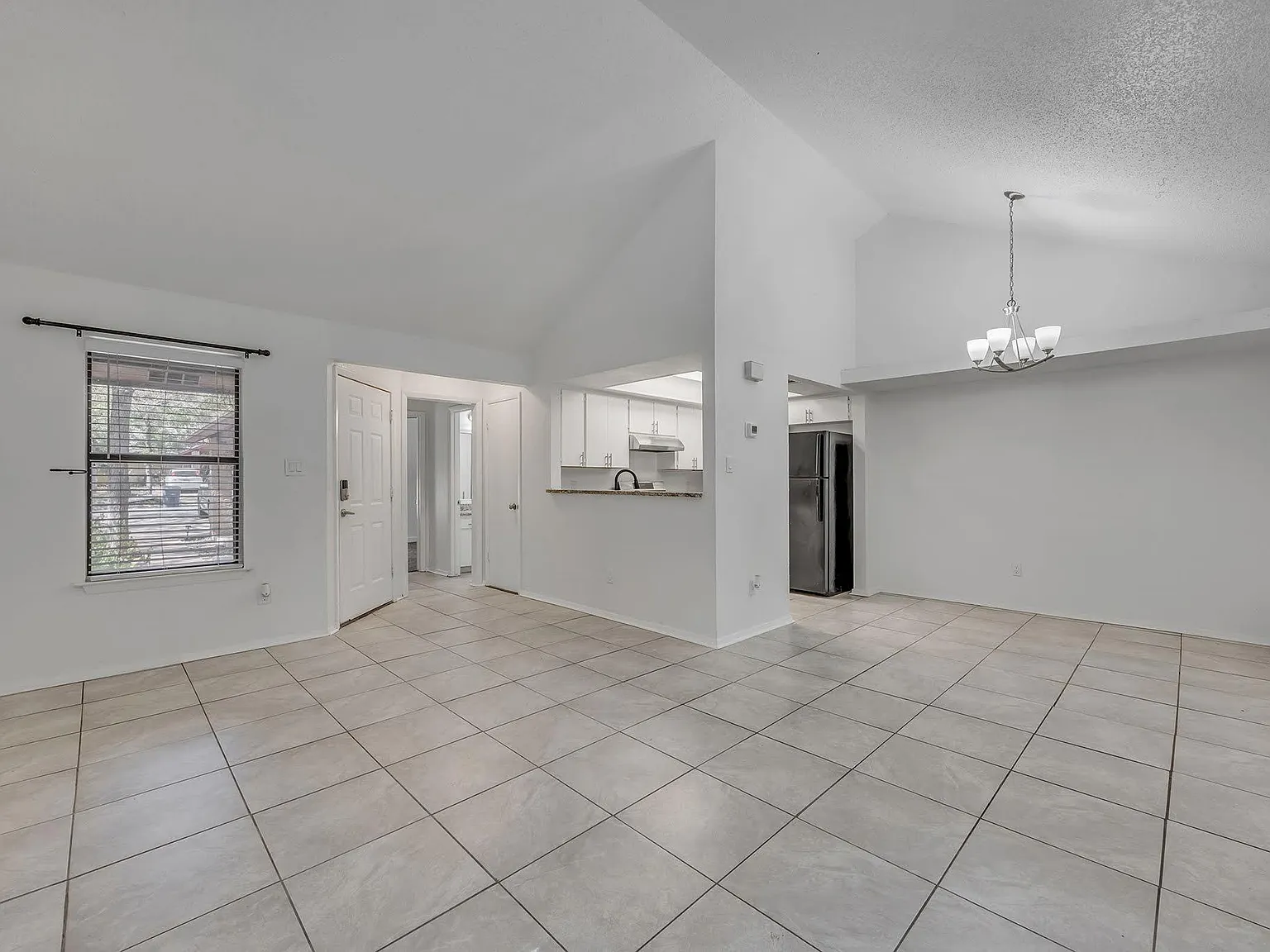 2 bed, 2.0 bath, 966 sqft, $1,800 — Photo 4