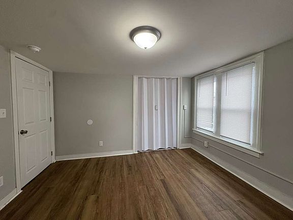 5th image of 212 Main St #2A