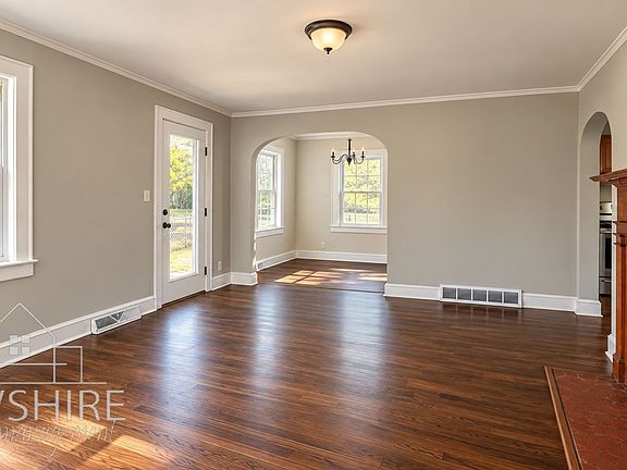 2nd image of 5 Welcome St